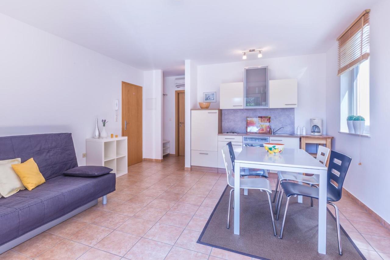 Pinia Apartment Medulin Exterior photo