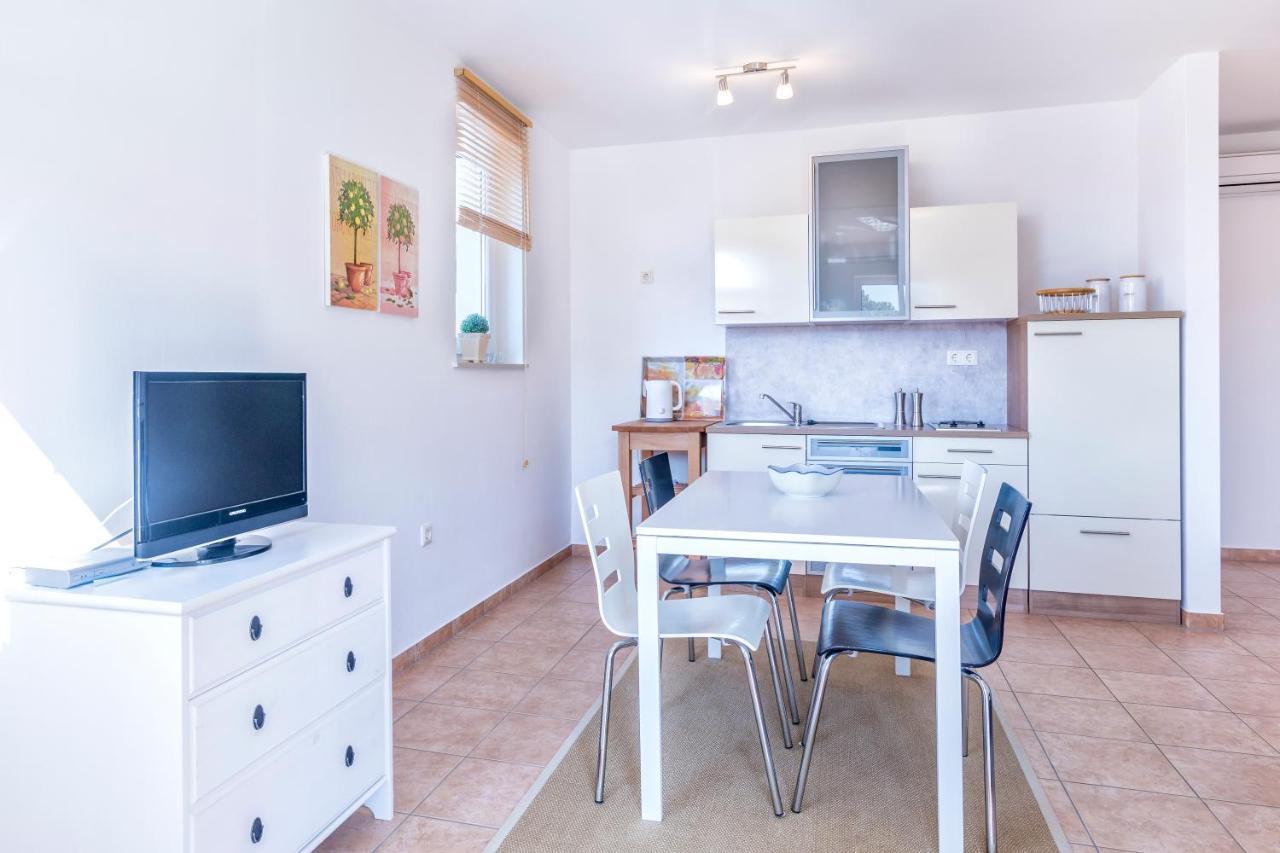Pinia Apartment Medulin Exterior photo